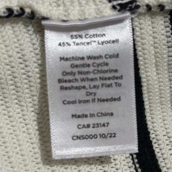 Talbots Fine Stripe LS V-Neck Pullover Sweater Size Large - NWOT - Picture 5 of 5